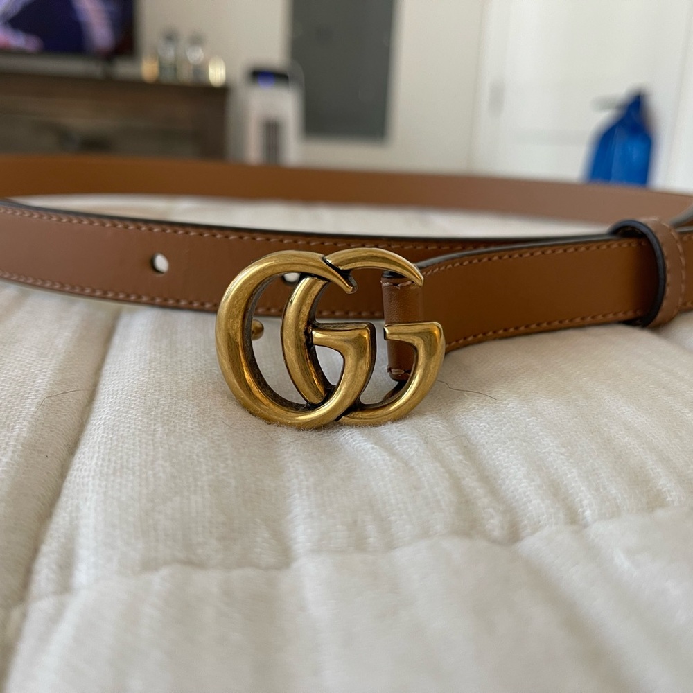Gucci Thin Belt with Double G buckle - Tan